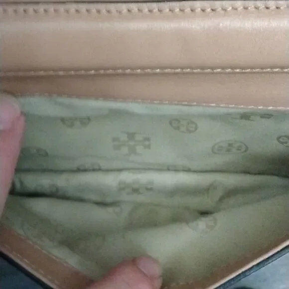 Tory Burch Crossbody   - Picture 6 of 12